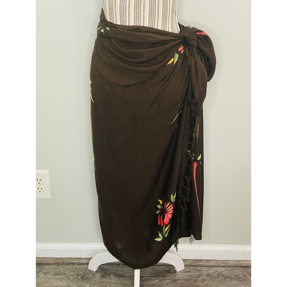 Hibiscus Collection Brown Floral Sarong Wrap Tropical Resort Vacation Beach - Picture 2 of 5